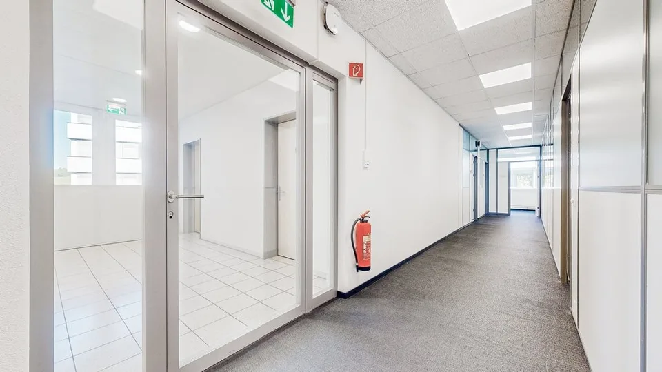 Kompaktes Büro in Dättwil - zentral, bezugsbereit – Foto 9 von 9