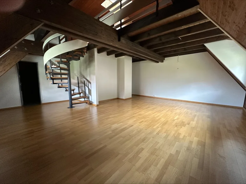Charmant appartement de 2,5 pièces à Neuchâtel