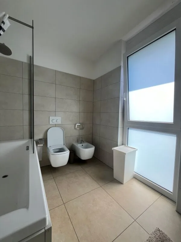 Res. Leche Park, 4.5-Zimmer-Wohnung, Bellinzona – Foto 10 von 13