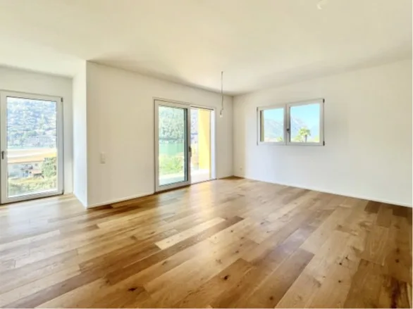 ATTICO 4.5 LOCALI CON TERRAZZE VISTA LAGO A BRUSINO ARSIZIO