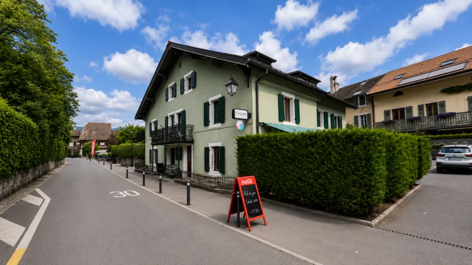 Immeuble locatif de rendement au coeur de Céligny
