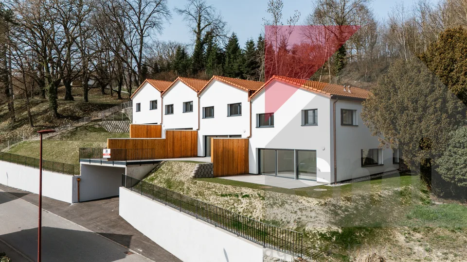 Villa de 5pces avec une belle vue et des finitions harmonieuses