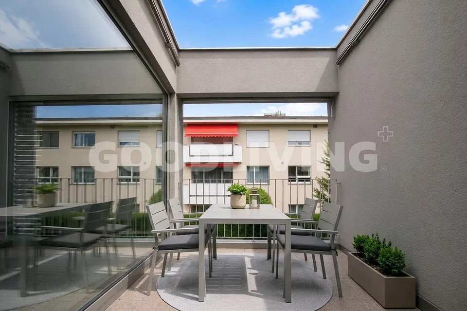 Exklusive Eigentumswohnung mit Atrium und grosszügiger Dachterrasse