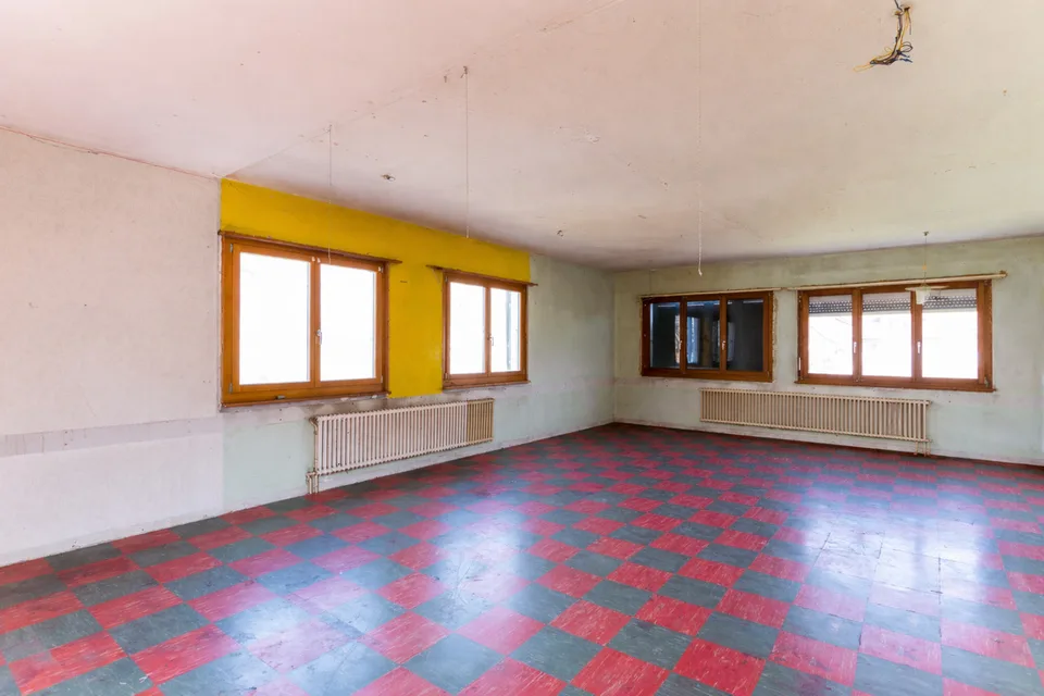 Grande villa à rénover / transformer pour multiples projets – photo 12 sur 13