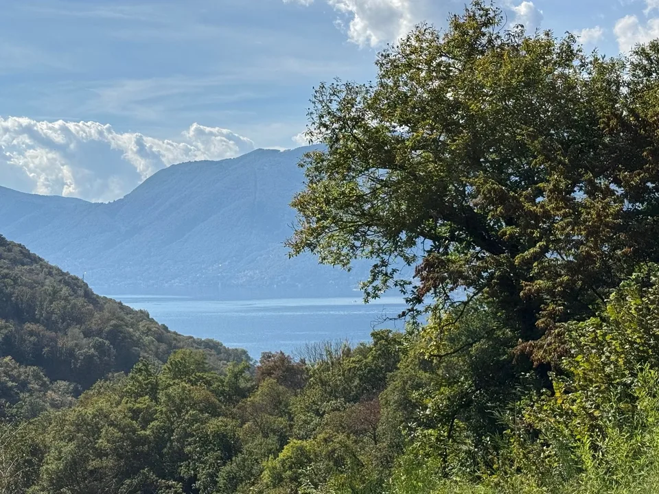 Komplett renoviertes Rustico in ruhiger und sonniger Südlage mit traumhaftem Seeblick – Foto 16 von 16
