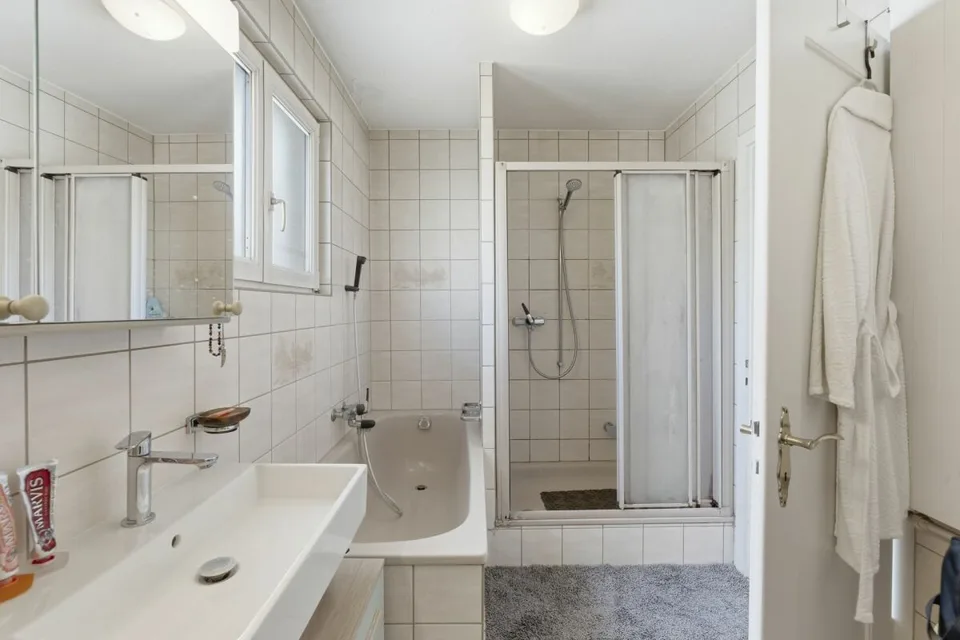 Casa unifamiliare di 5,5 locali indipendente in una posizione residenziale eccellente a Münchenstein – foto 8 di 13