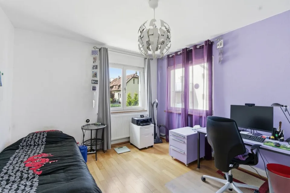Casa unifamiliare di 5,5 locali indipendente in una posizione residenziale eccellente a Münchenstein – foto 9 di 13