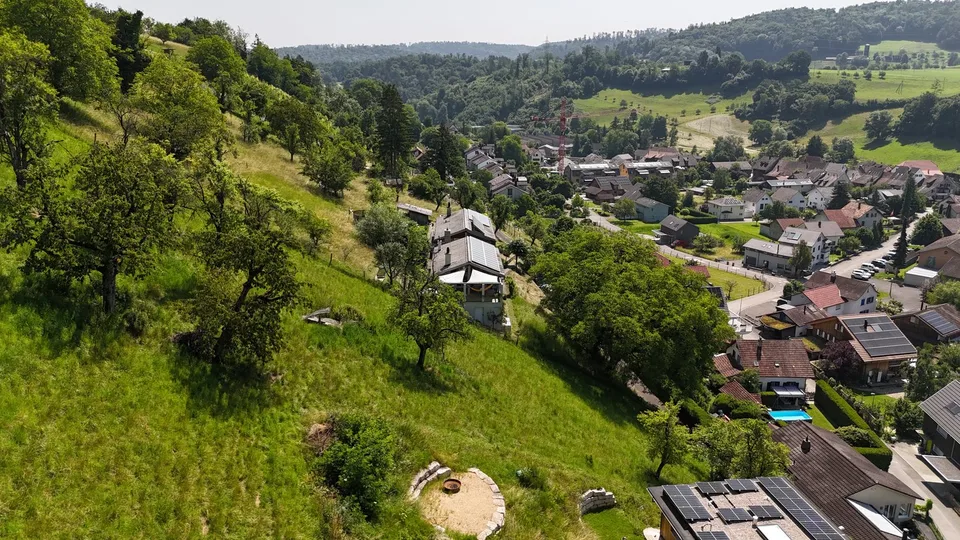 Terrain à bâtir attractif en pente à Ziefen
