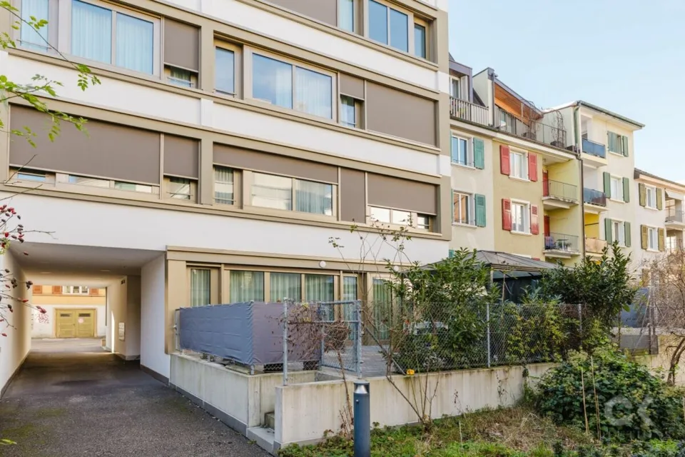 Moderne Minergie-Wohnung mit Gartenidylle an zentraler Lage – Foto 13 von 16