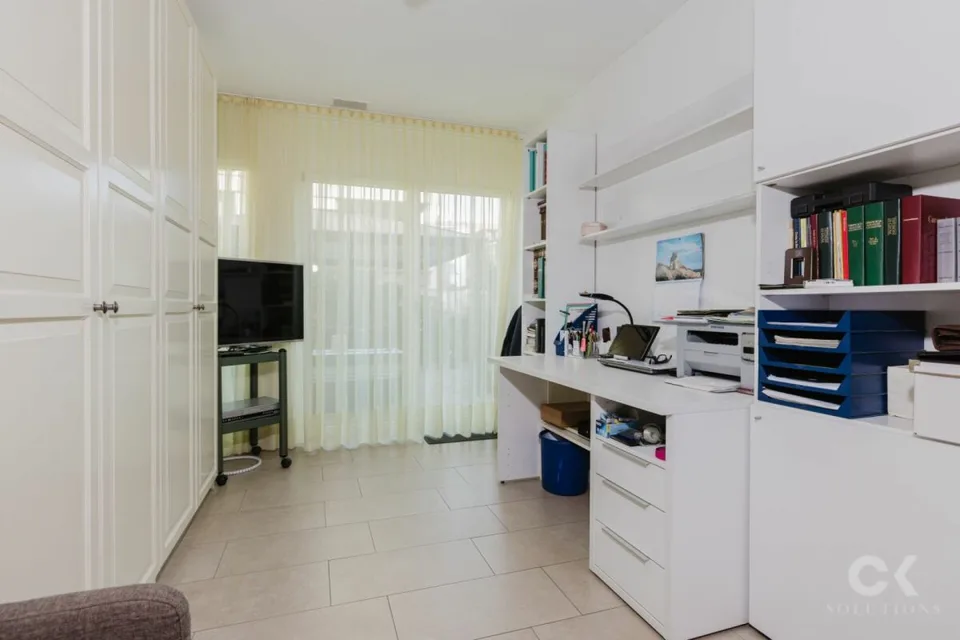 Moderne Minergie-Wohnung mit Gartenidylle an zentraler Lage – Foto 9 von 16