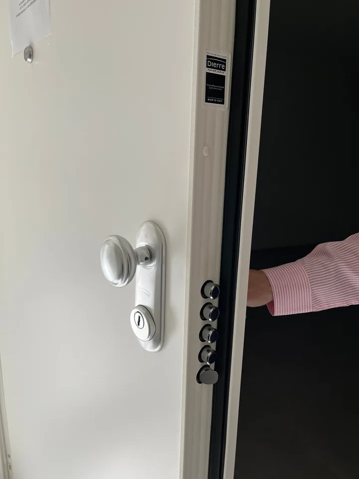 MODERNO APPARTAMENTO 2,5 locali a CLARO – foto 12 di 19