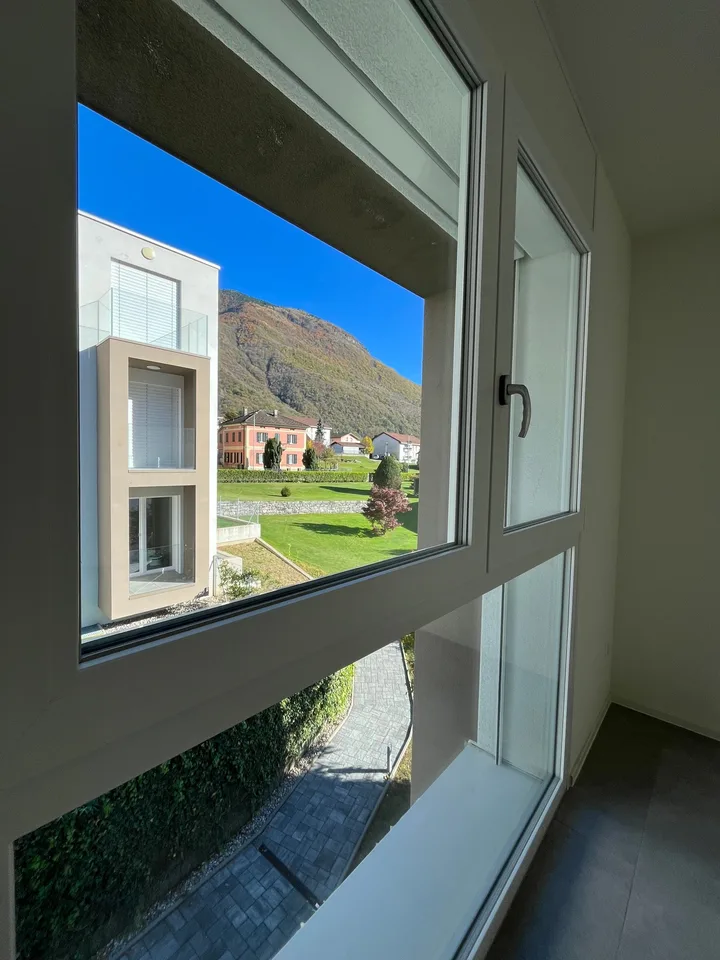 MODERNO APPARTAMENTO 2,5 locali a CLARO