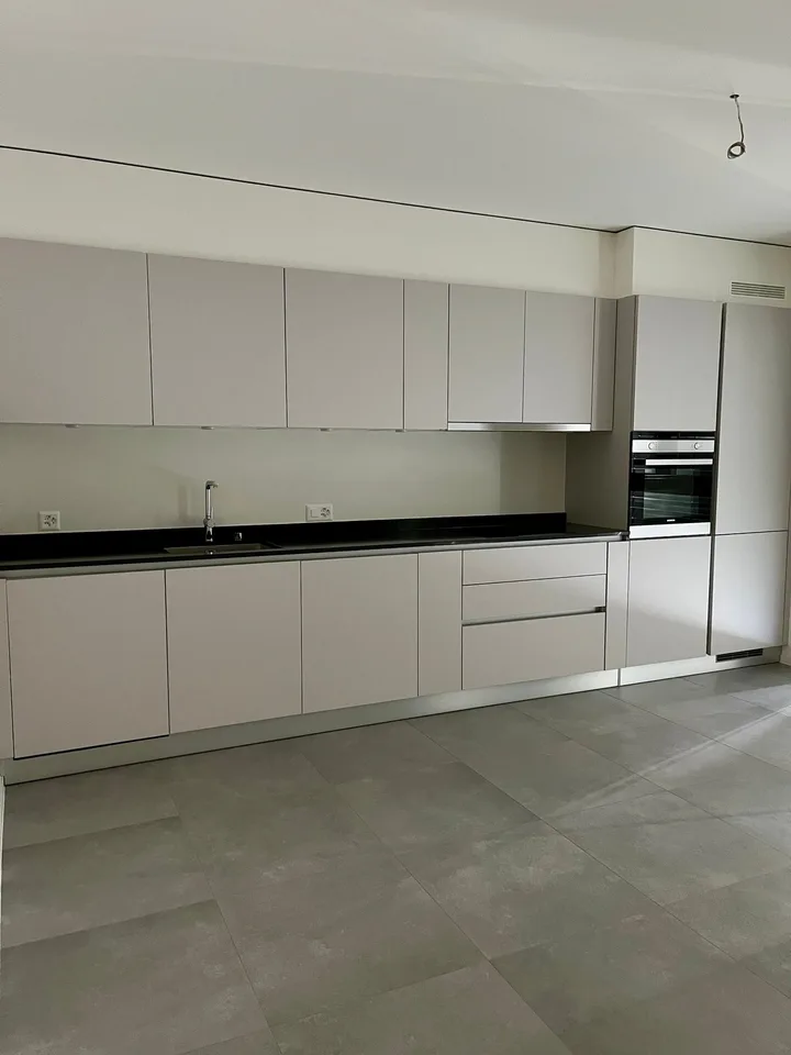 MODERNO APPARTAMENTO 2,5 locali a CLARO