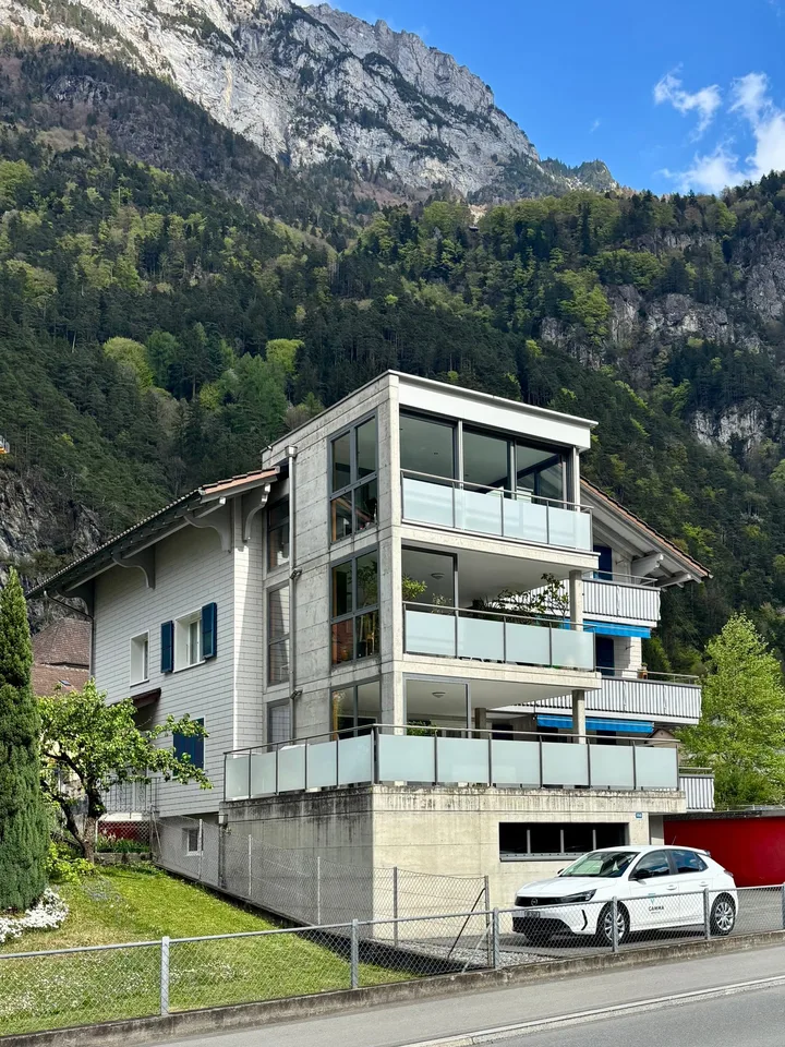 gepflegtes Mehrfamilienhaus mit Bergblick in Erstfeld