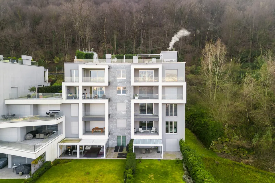 ELEGANZA E PRIVACY CON VISTA LAGO