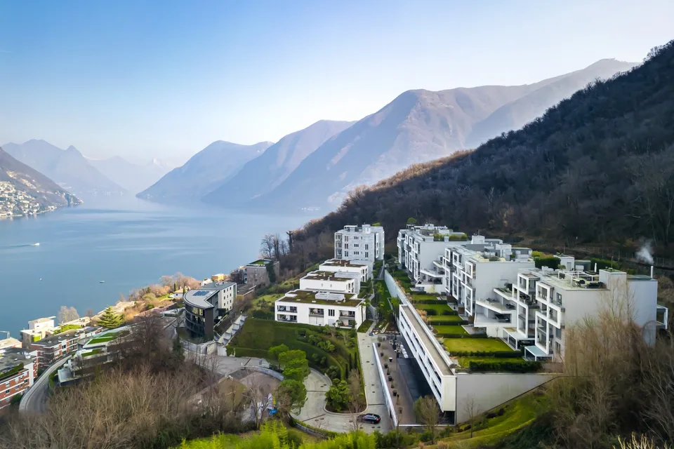 Eleganz und Privatsphäre mit Seeblick