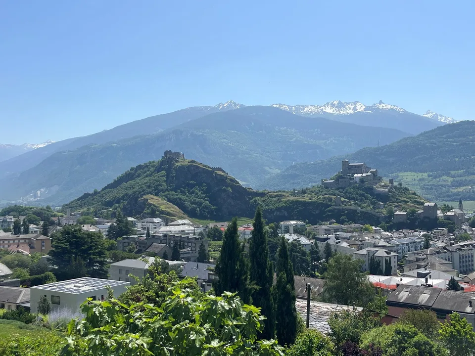 Terrain à bâtir avec vue panoramique à Sion