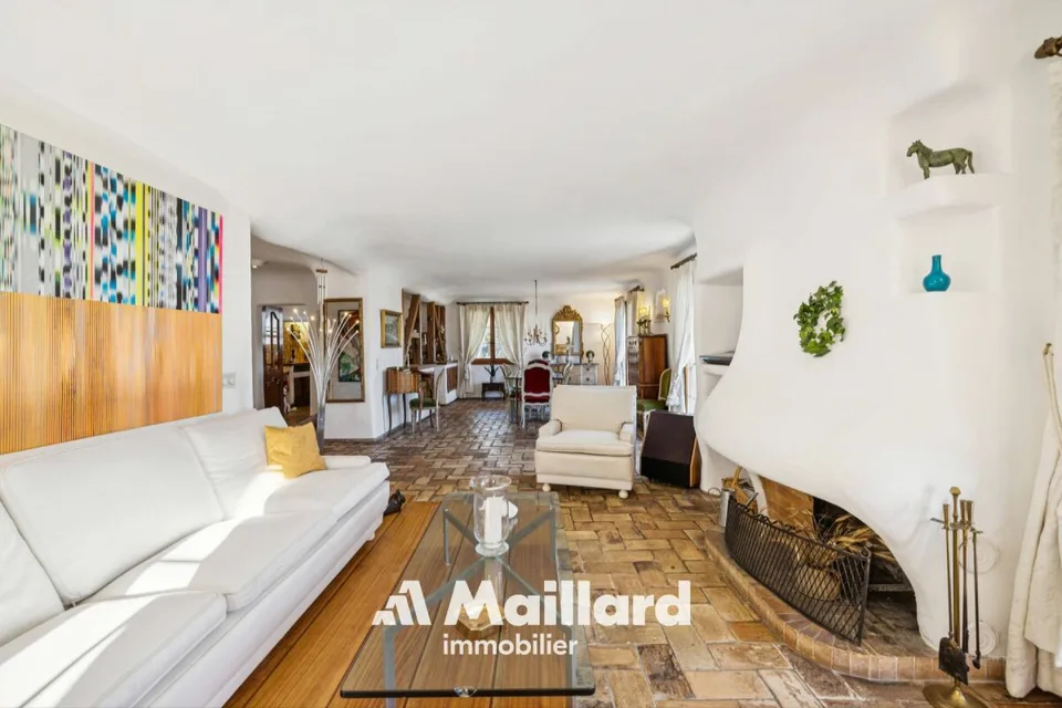 Casa padronale eccezionale ad Arzier-Le Muids: panorama lago e Alpi, calma assoluta – foto 4 di 24