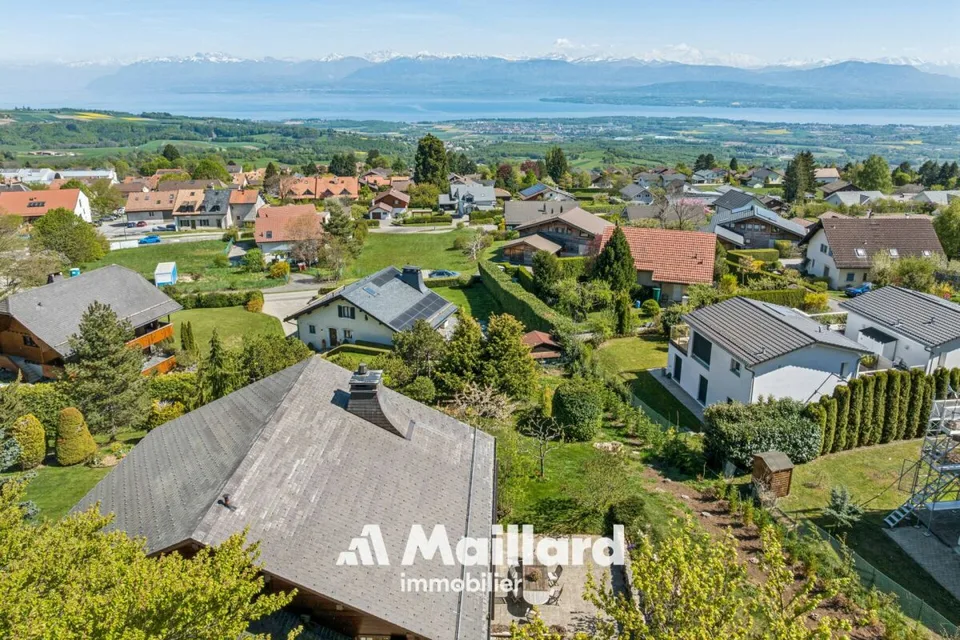 Casa padronale eccezionale ad Arzier-Le Muids: panorama lago e Alpi, calma assoluta – foto 2 di 24