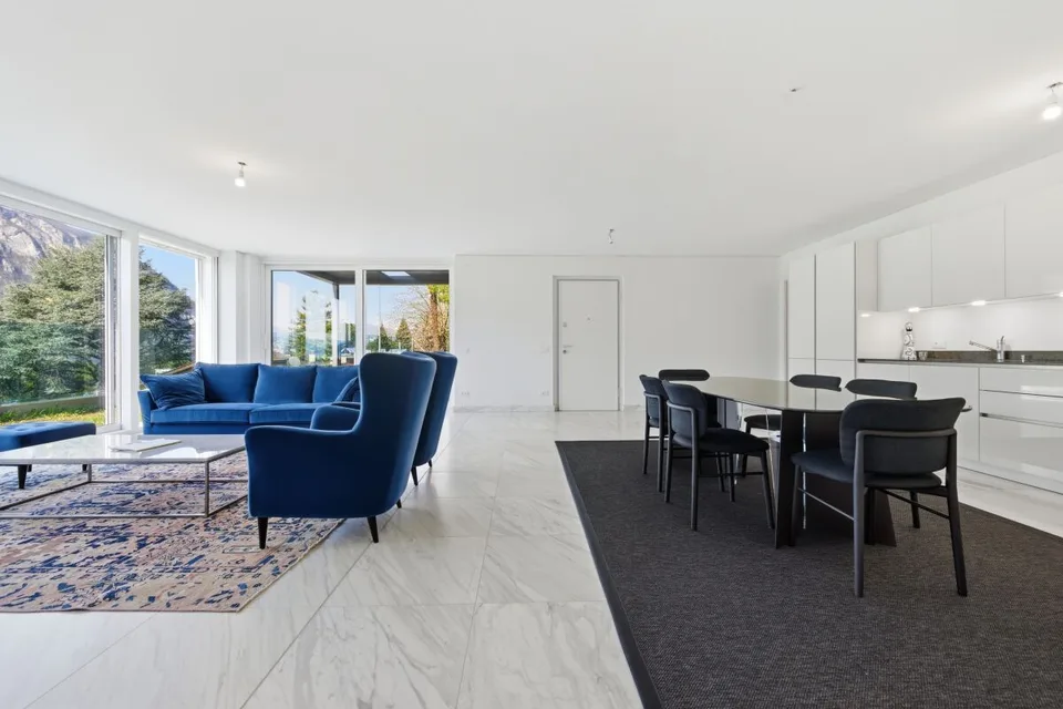 Residenza Ceresio 52: appartamento vista lago con giardino