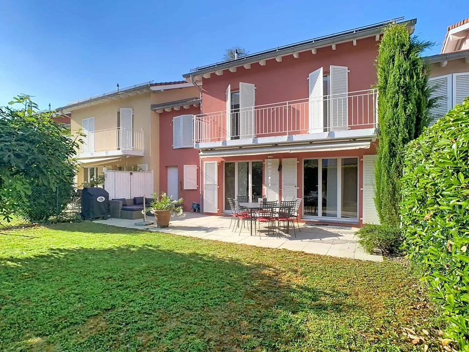 CO-EXCLUSIVITE - Jolie maison mitoyenne dans un environnement calme