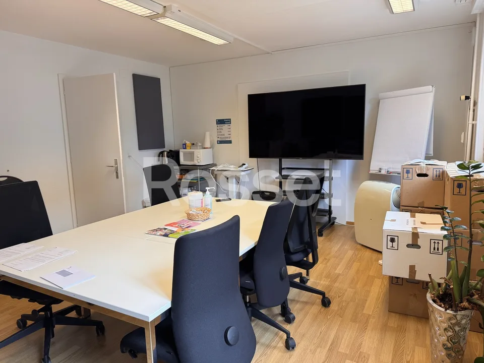 Verwaltungsfläche oder Wohnung von 122m2