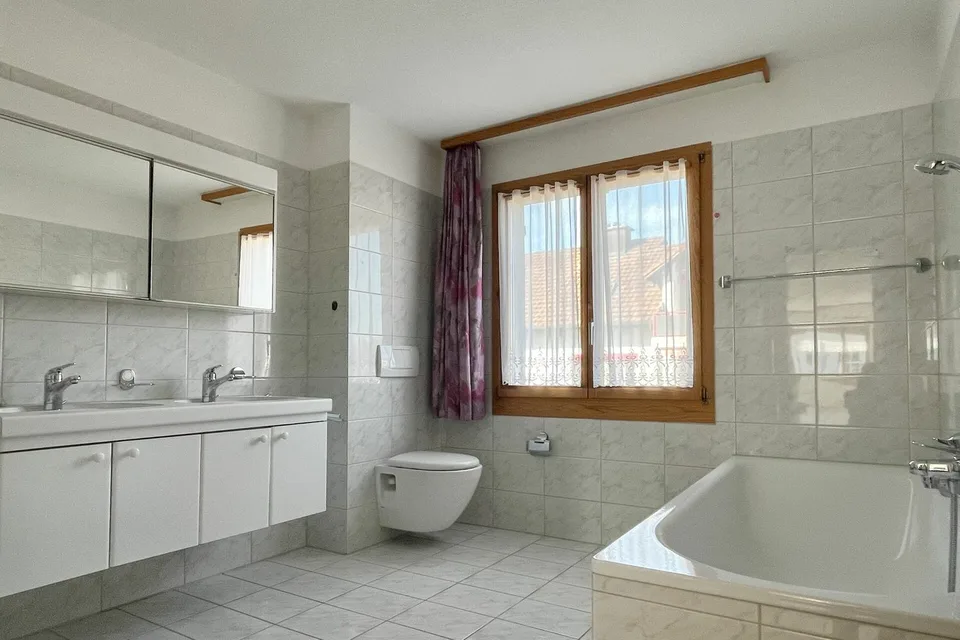 Appartamento in proprietà progettato in modo attraente in una posizione tranquilla – foto 6 di 8