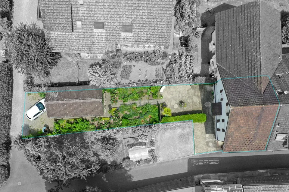 Preiswertes Haus zum Renovieren an zentraler Lage