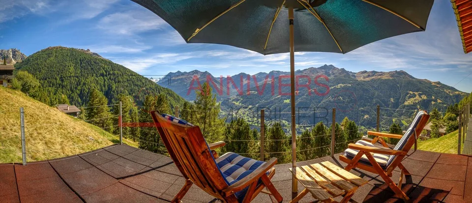 Séduisant chalet d'exception avec panorama alpin absolu