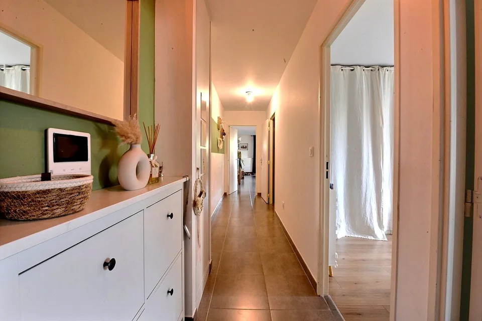Appartamento di 3 camere bellissimo con 74 m², garage e quota di giardino