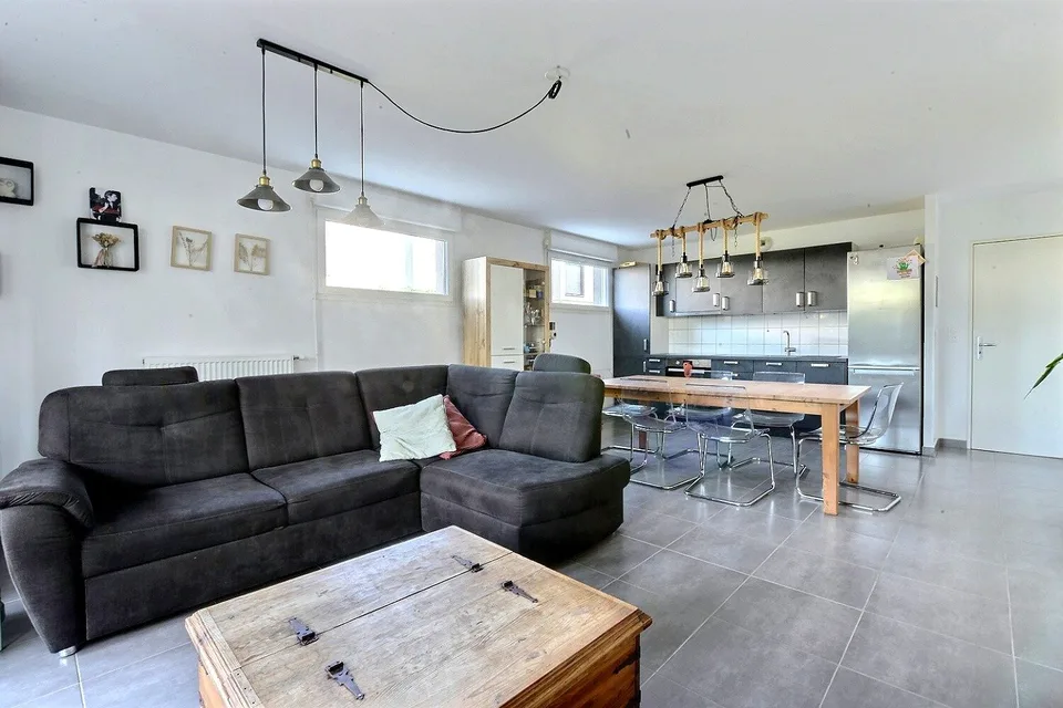 Wunderschöne 3-Zimmer-Wohnung mit 74 m², Garage und Gartenanteil