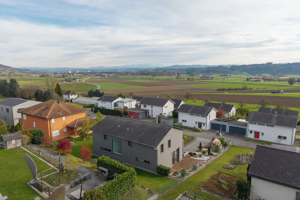 Architettura senza tempo in una zona residenziale tranquilla