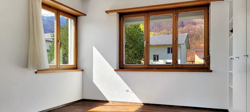 Grosses Einfamilienhaus, beste Lage in Buchs, mit idealen Ausbaumöglichkeiten – Foto 8 von 13