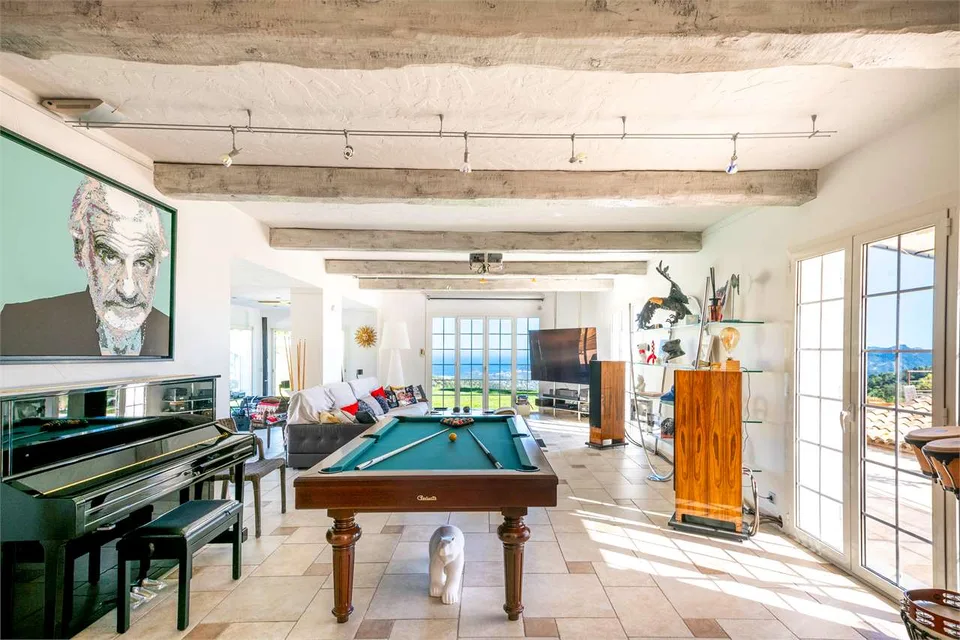 UNA MAGNIFICA PROPRIETÀ A TANNERON. – foto 10 di 13
