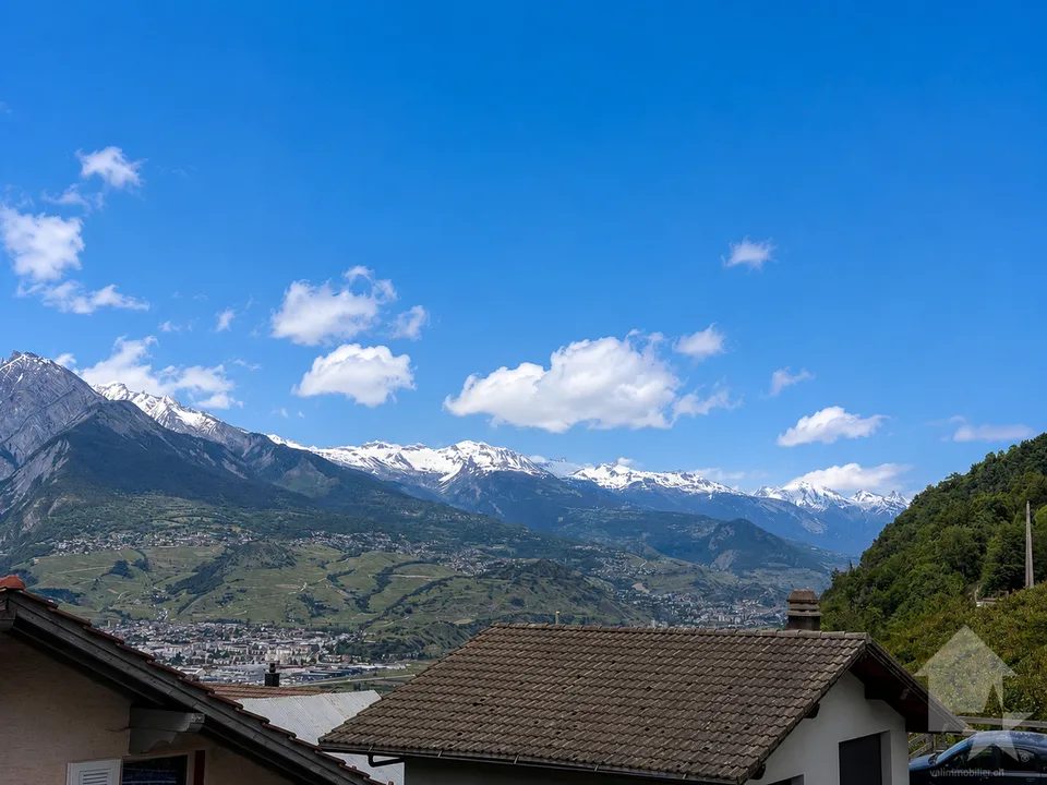 Joli terrain à bâtir avec vue dégagée sur les Alpes