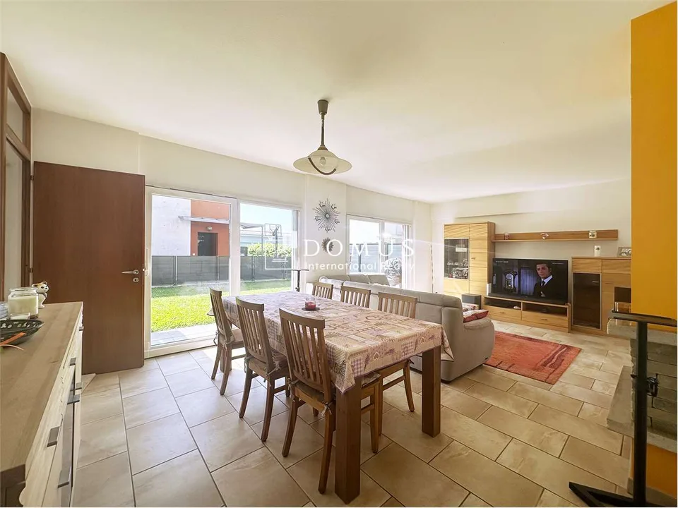 Besazio - Villa avec jardin privé – photo 17 sur 25