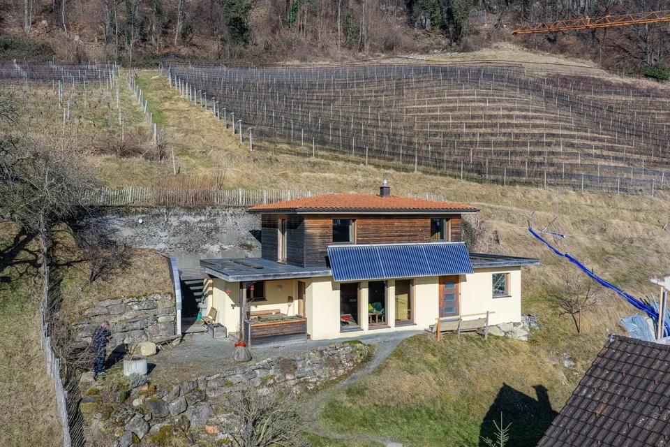 Casa unifamiliare, casa residenziale con fienile e Stickerhüsli
