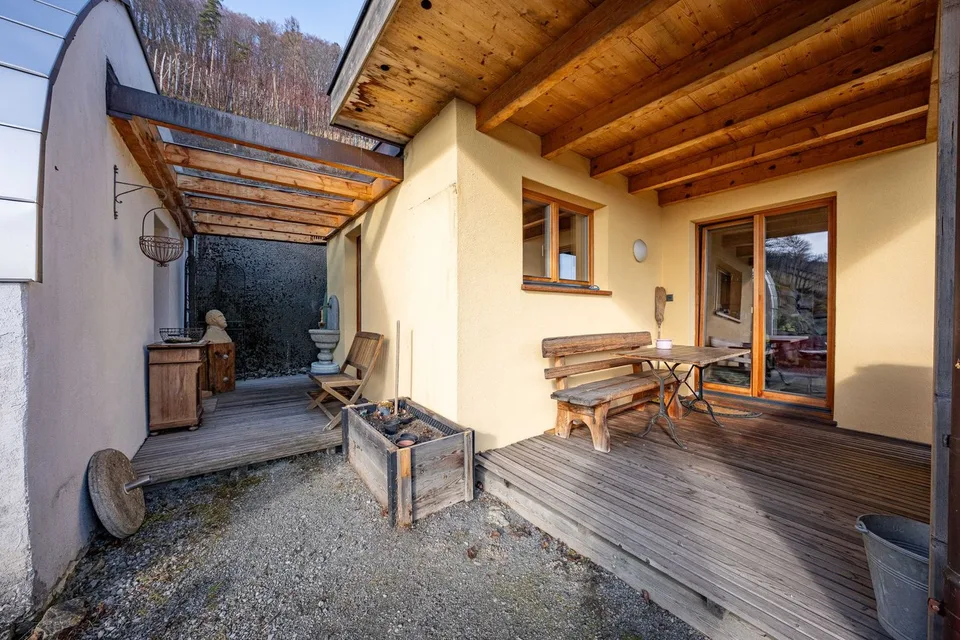 Casa unifamiliare, casa residenziale con fienile e Stickerhüsli