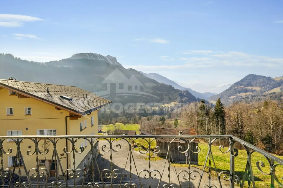 AUSSERGEWÖHNLICH - GROßES HAUS ZUM RENOVIEREN – Foto 16 von 20
