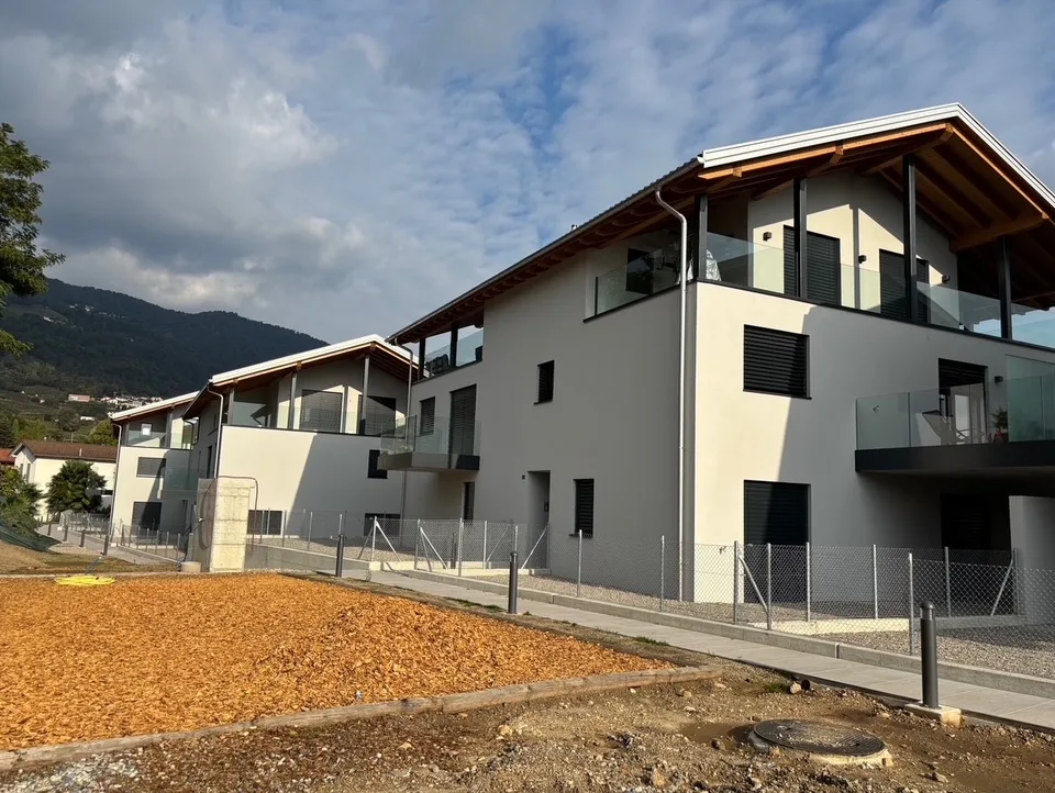 Modernes Dachgeschoss mit 3.5 Zimmern und großem Terrassenbereich