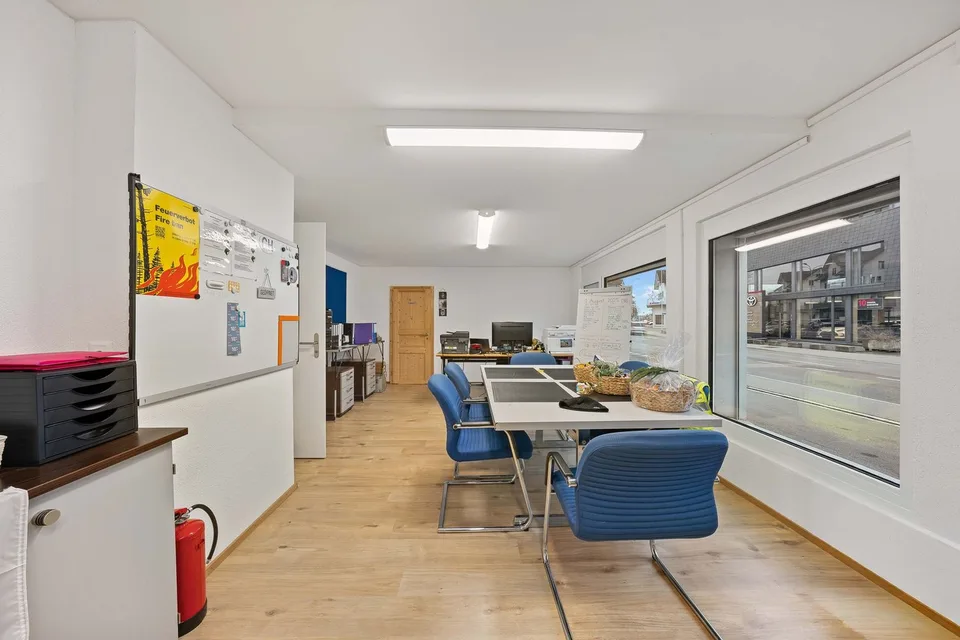 Maison d'habitation et de commerce – photo 10 sur 11