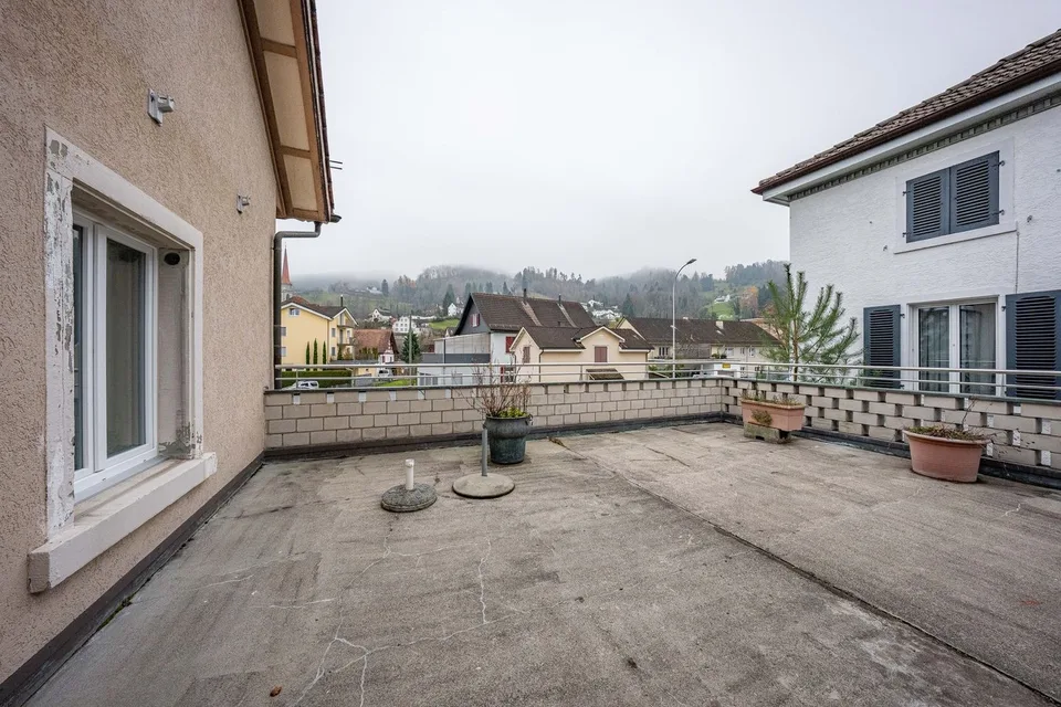 Maison d'habitation et de commerce – photo 8 sur 11