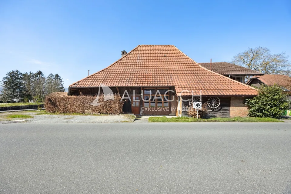BAUERNHAUS ANBAU MIT VIEL AUSBAUPOTENZIAL