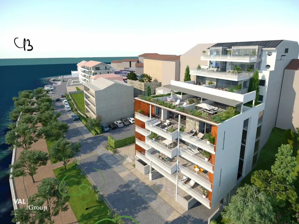 Attika mit Terrasse und atemberaubendem Blick