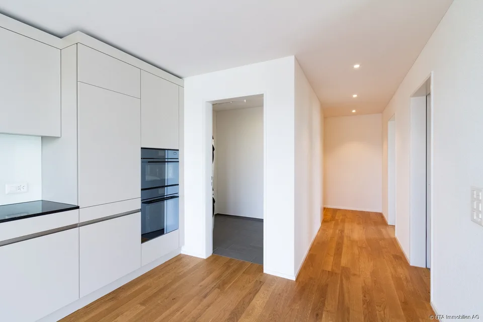 Appartement neuf de 2,5 pièces, prêt à être occupé immédiatement, idéal également comme investissement de capitaux