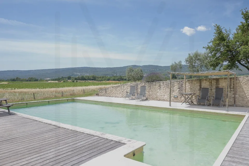 Una magnifica bastide in pietra con vista panoramica e piscina riscaldata vicino a Roussillon ? Nel cuore del Luberon – foto 11 di 13
