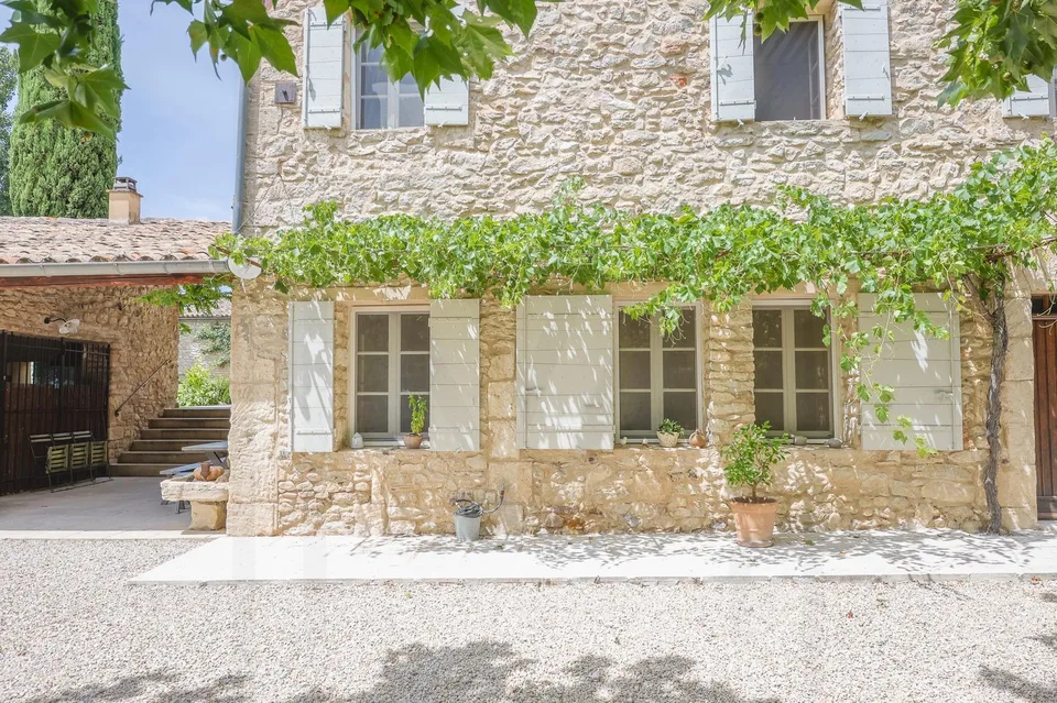 Una magnifica bastide in pietra con vista panoramica e piscina riscaldata vicino a Roussillon ? Nel cuore del Luberon – foto 7 di 13