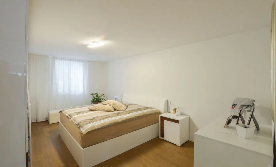 Appartamento moderno di 4 locali in una zona tranquilla di Fahrwangen – foto 8 di 10