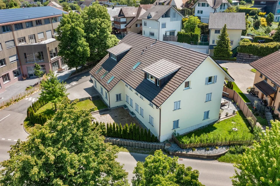 Moderne 4-Zimmer-Wohnung in ruhiger Lage von Fahrwangen