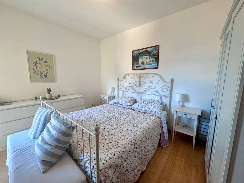 Bissone - 2.5 Zimmer mit Terrasse und Seeblick